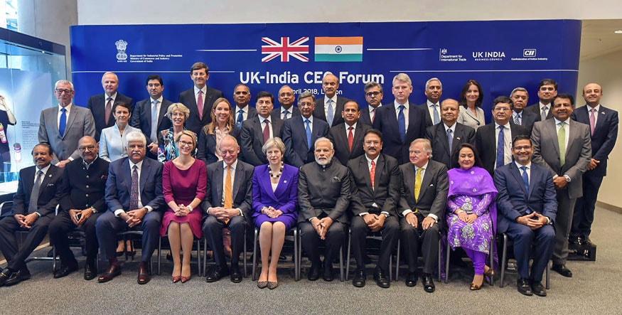 Prime Minister Narendra Modi with British Prime Minister Theresa visits the Francis Crick Institute in London. (Image: PTI)