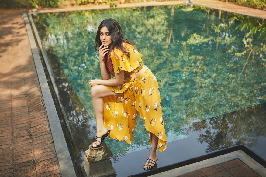 (Photo: Adah Sharma sporting outfits from Koovs Spring-Summer '18 collection)