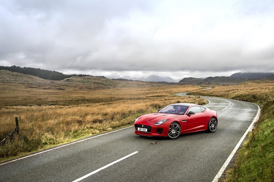 2019 jaguar f-type gets new tech and torque vectoring