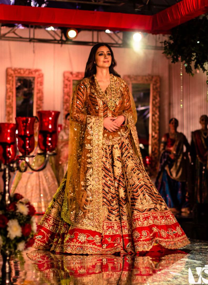 (Photo: Tabu turns showstopper for Rimple and Harpreet Narula/ elevate promotions)