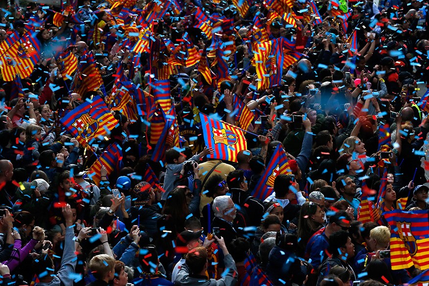 FC Barcelona Celebrates La Liga Triumph in City Parade Photogallery