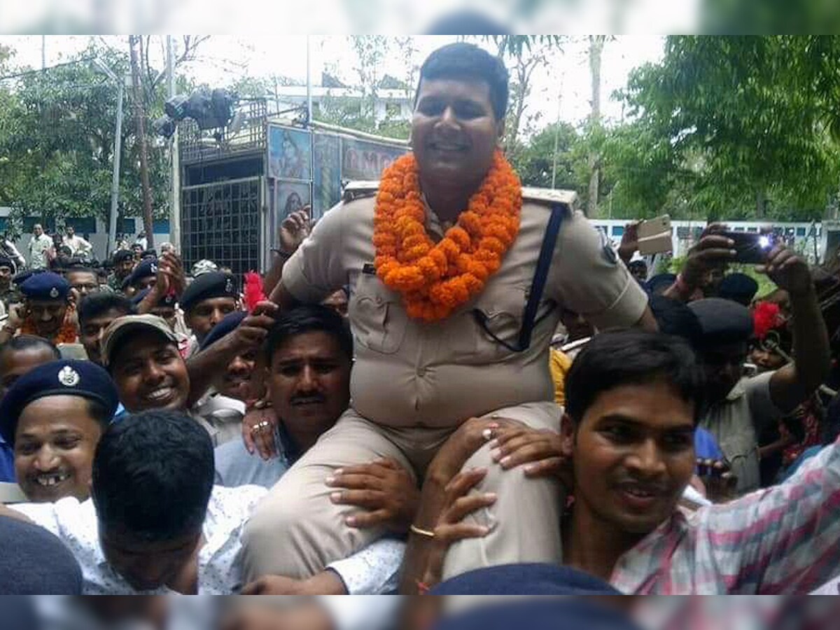 Gunfire Wedding And Rally Bihar Cops And Babus Celebrate Transfers Gunfire Wedding And Rally Bihar Cops And Babus Celebrate Transfers