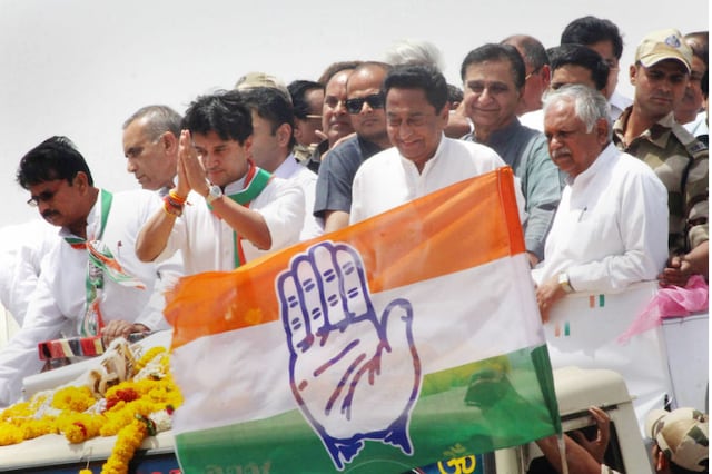 File photo of Congress leaders Kamal Nath and Jyotiraditya Scindia. (PTI photo)