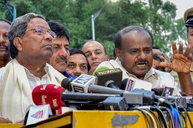 Siddaramaiah and HD Kumaraswamy. (PTI Photo)