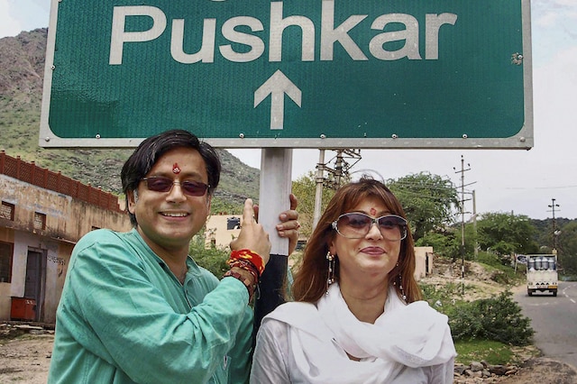 File photo of Congress MP Shashi Tharoor with Sunanda Pushkar. (PTI)