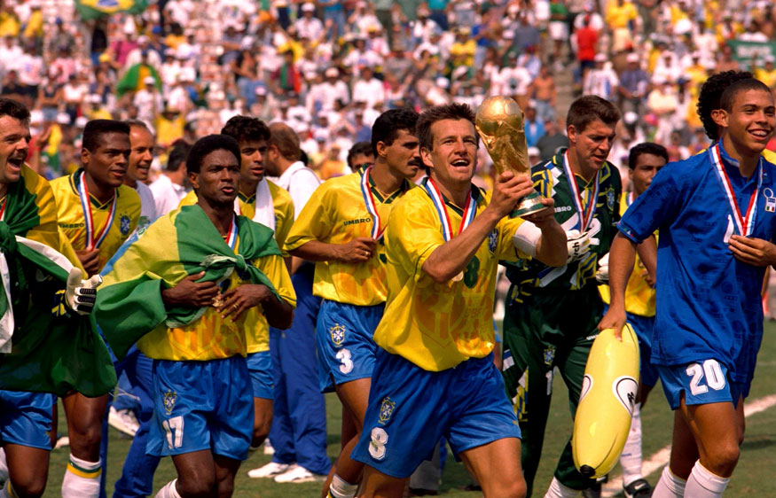 Сколько раз становилась чемпионом сборная бразилии. Сборная Бразилии 1997. Бразилия 1994 команда.