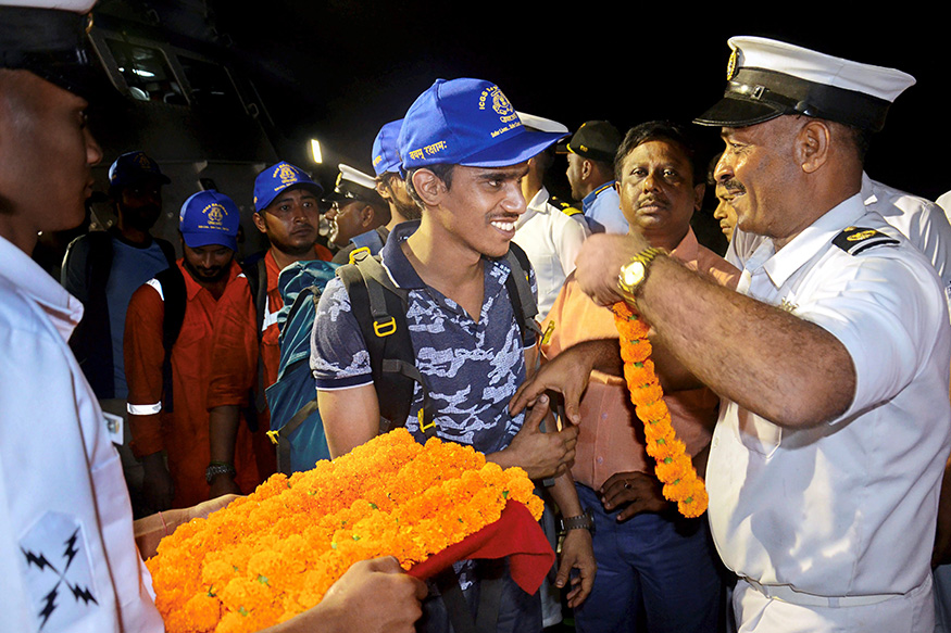 Mv Ssl Kolkata Crew Members Return Safely At Haldia Port Photogallery For any recruitment related matter pertaining to rrb, kolkata, the candidates can contact rrb/kolkata during the office hours i.e. news18