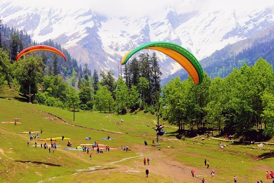 NRI Among Two Foreigners Dead After Paragliding Crash in Himachal