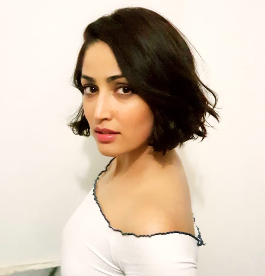 PHOTOS| Yami Gautam Makes Heads Turn with Her Uri Look PHOTOS| Yami Gautam Makes Heads Turn with Her Uri Look