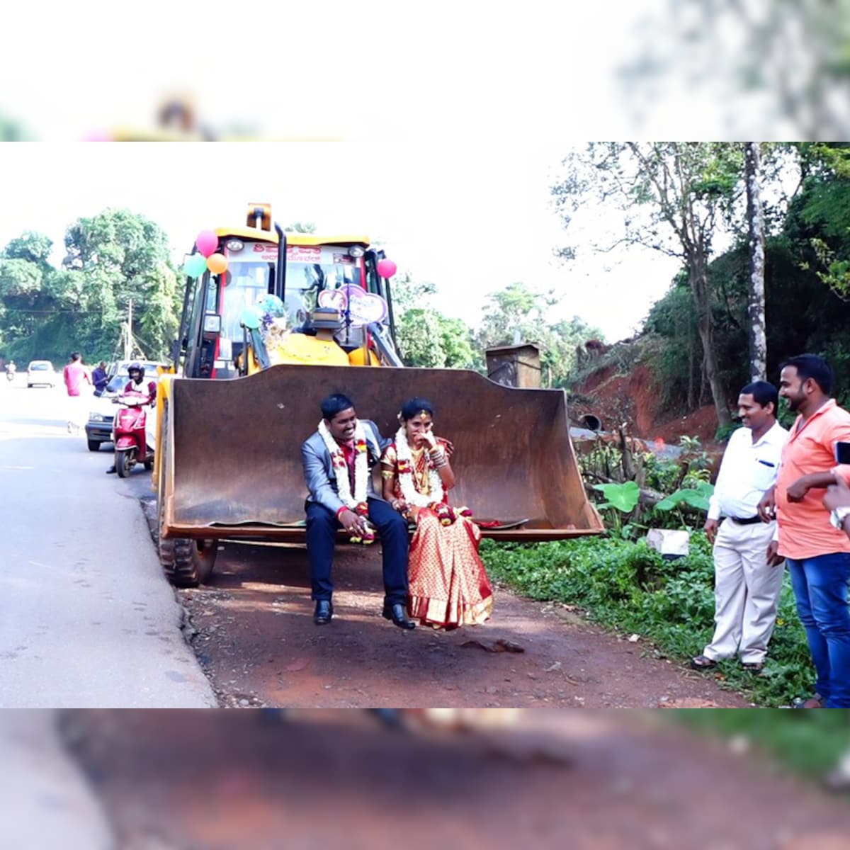 Why Are The #JCBKiKhudayi Memes Flooding Facebook, Twitter, Instagram And  WhatsApp