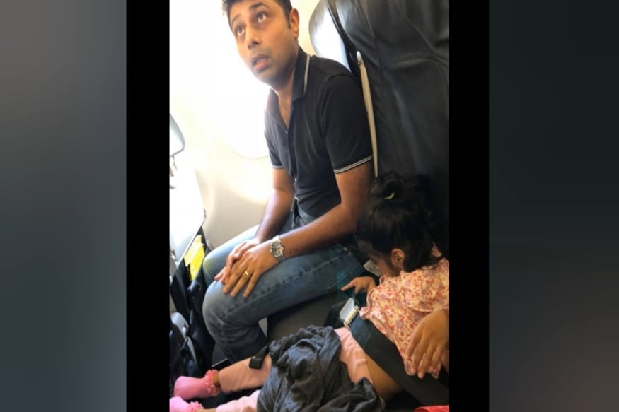 family harassed by singapore airlines01