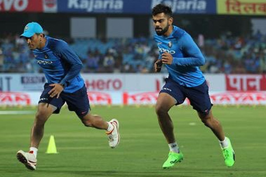 Virat Kohli Looks Comfortable During Yo-Yo Test at NCA; MS Dhoni Joins Skipper