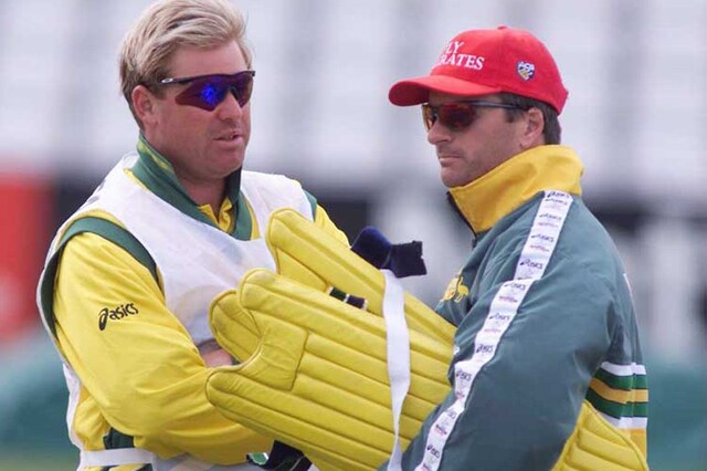 Shane Warne with Steve Waugh (Getty Images)