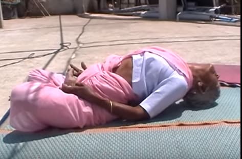 At 98, Amma Nanammal, India's Oldest Yoga Guru, is Giving Us Some Serious Fitness Goals At 98, Amma Nanammal, India's Oldest Yoga Guru, is Giving Us Some Serious Fitness Goals