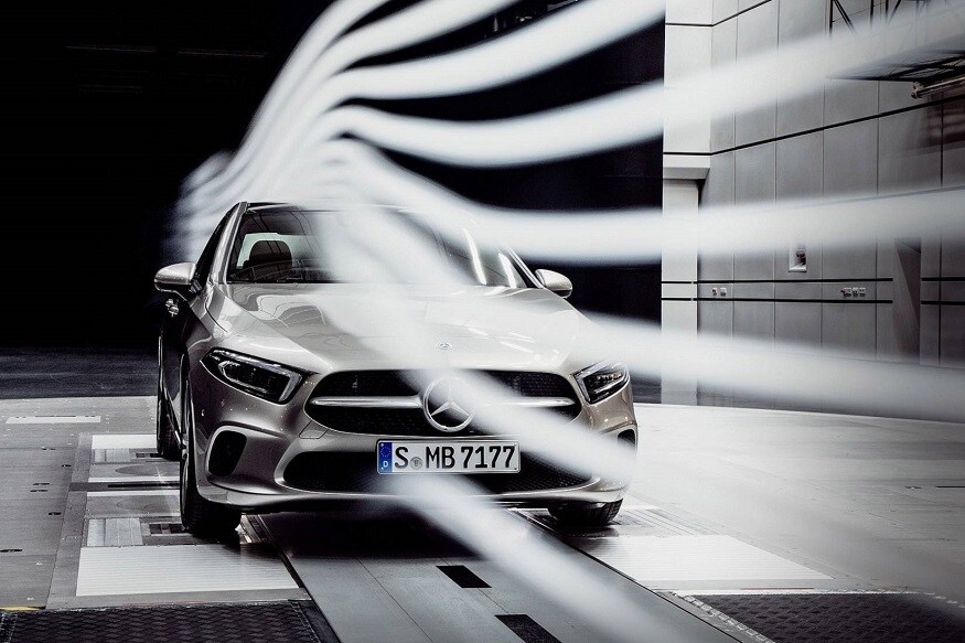  The Mercedes-Benz A-Class Sedan 2019 is the most aerodynamic car of all time. Mercedes-Benz A-Class Sedan is the most aerodynamic car of all time. (Image: Mercedes-Benz) </em></small><br />
	  In addition to the outer shape, there are other small steps that led to the new record as a reduction of the frontal area, a new concept of sealing ( such as floodlighting) as well as almost complete underbody paneling, which includes the engine compartment, the main floor, parts of the rear axle and the diffuser. </p>
<p> The front and rear wheel baffles have been optimized to deliver air as efficiently as possible. The wheels and tires have also been aerodynamically adjusted. Depending on the market, an optional two part shutter system behind the grille is available, which minimizes the flow of air through the engine compartment. </p>
<p>  The A-Class Saloon will be launched at the end of 2018 in the United States. Sedan at the wheelbase of the sedan (2729 millimeters). In addition, the living room model has familiar Class A design elements. </p>
<p>  The new A-Class sedan will be built in Aguascalientes, Mexico and Rastatt, Germany and was developed in Sindelfingen, Germany.</p>
<h3 class=
