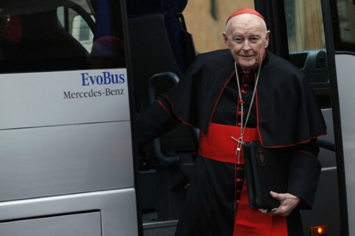 Cardinal Theodore Edgar McCarrick from U.S. arrives for a meeting at the Synod Hall in the Vatican March 7, 2013. REUTERS