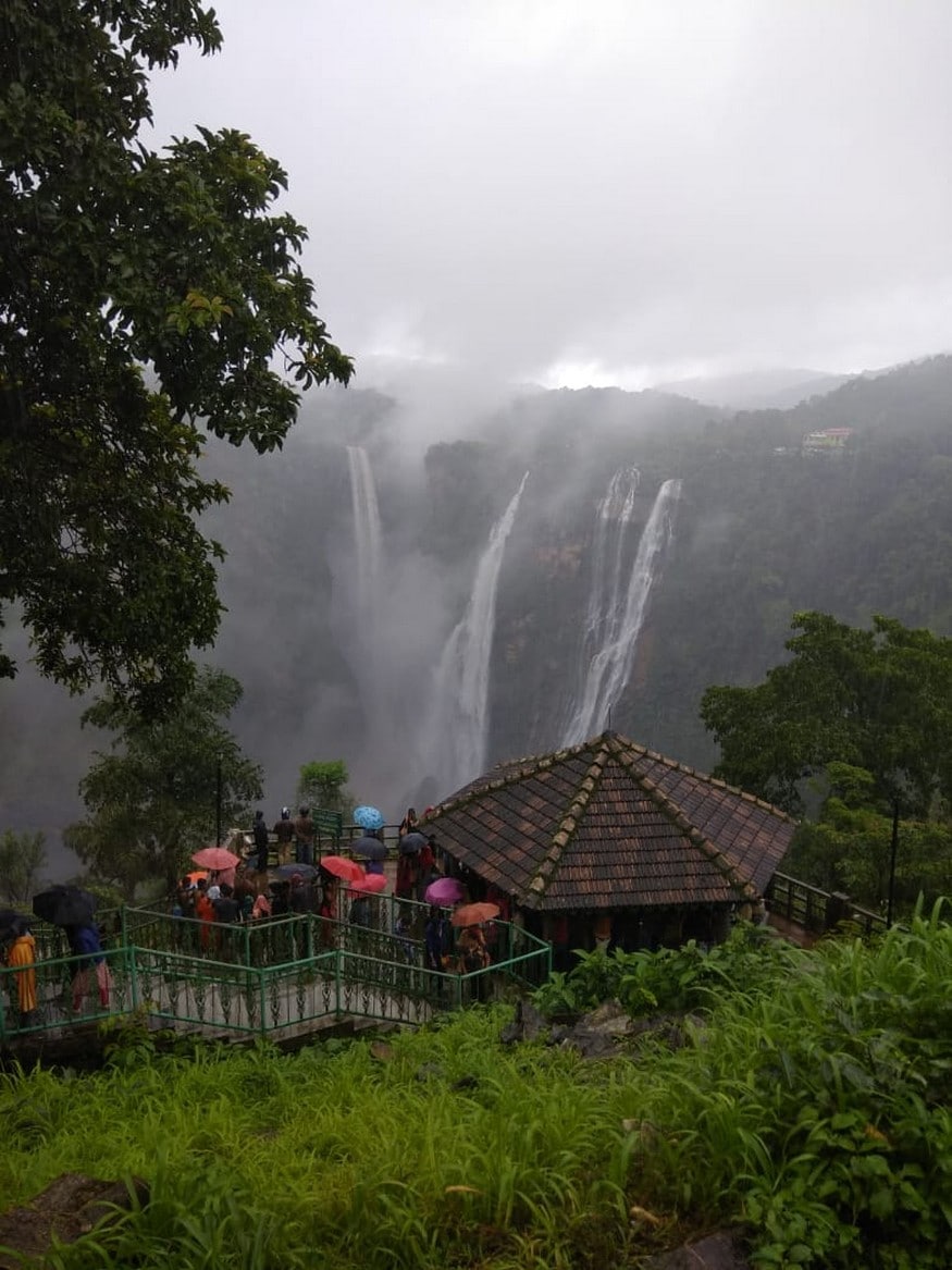One will find Jog Falls in every adventure junkie's bucket-list. (Image: DP Satish and Ashok Hegde)