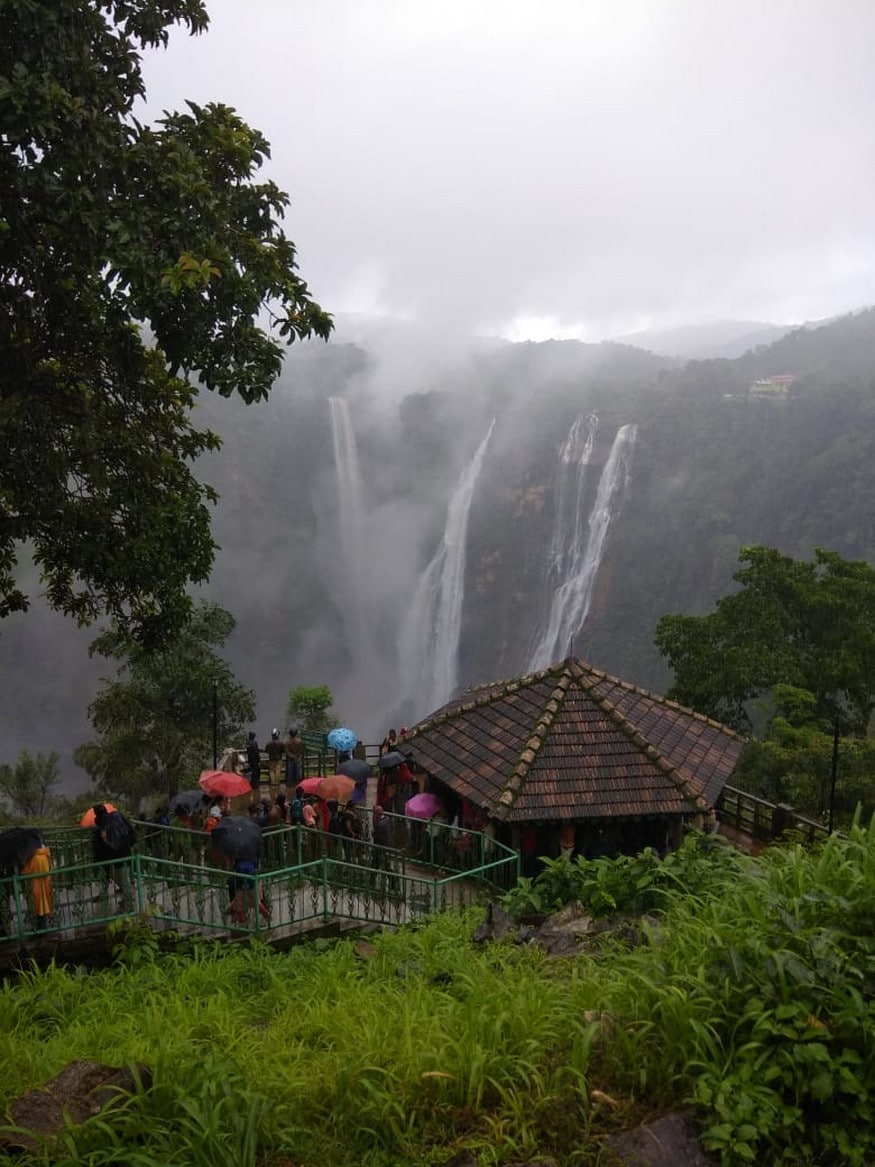 Jog Falls is a jaw-dropping experience close to nature. (Image: DP Satish and Ashok Hegde)