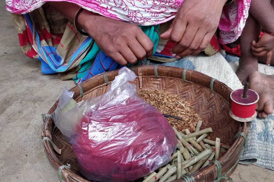 The villagers thrive on the income earned by the women by selling beedis