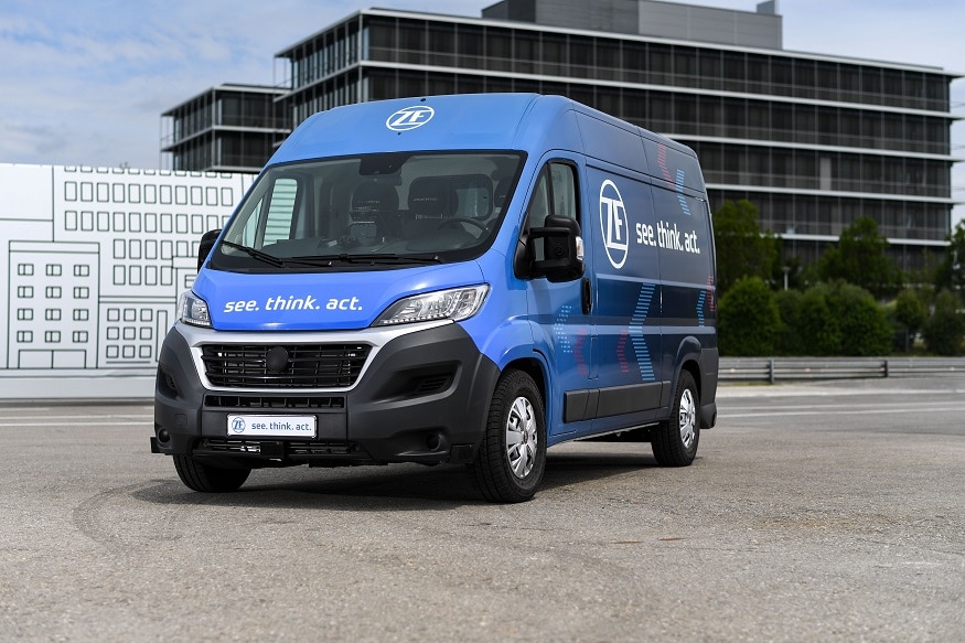 The ZF Innovation Van's autonomous driving functions contribute to making parcel deliveries more efficient for a secure future. (Image: ZF)