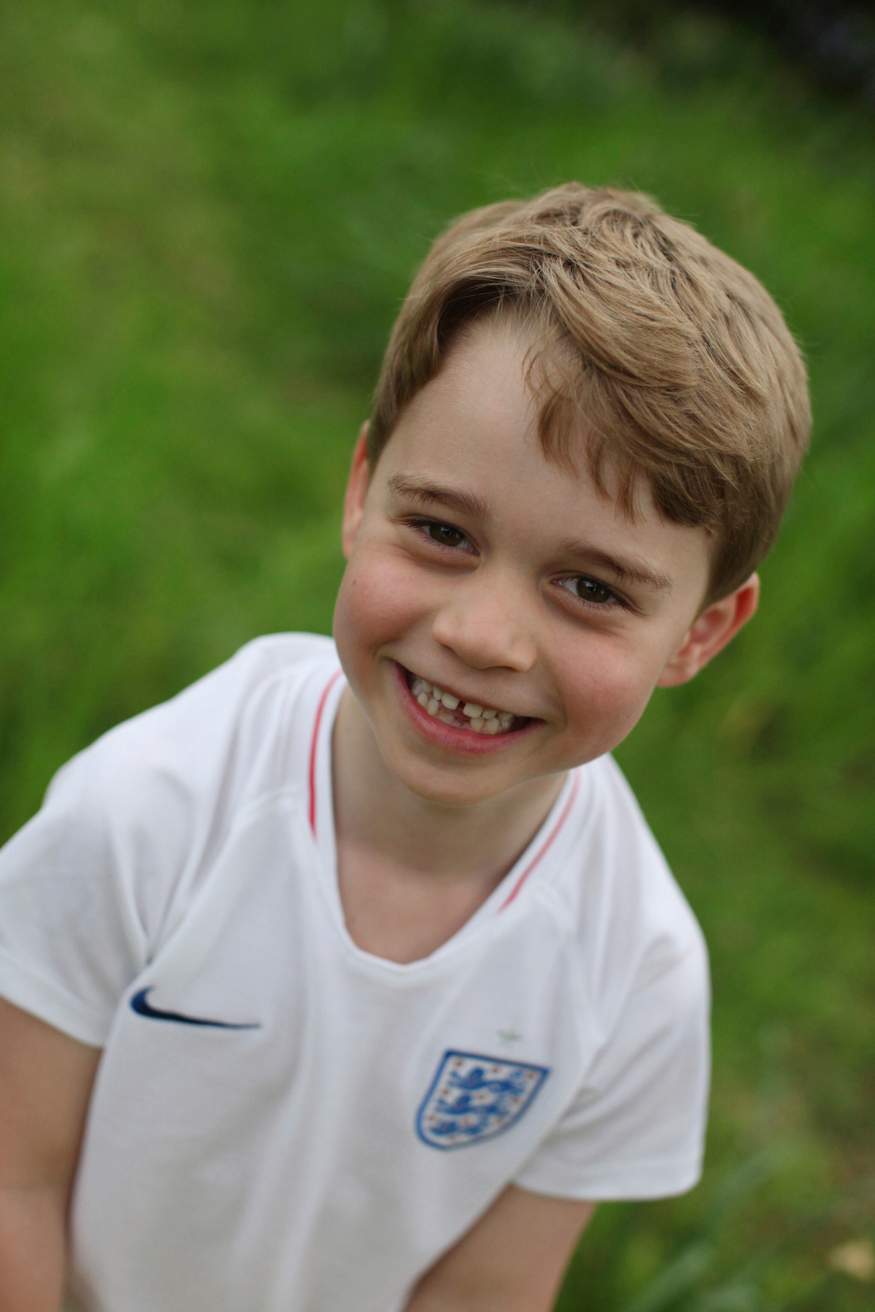 Happy Birthday Prince George Adorable Photos 3 ?impolicy=website&width=0&height=0
