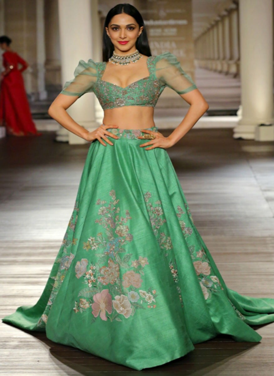 Kiara Advani Looks Regal in a Green Shyamal-Bhumika Ensemble at ICW ...