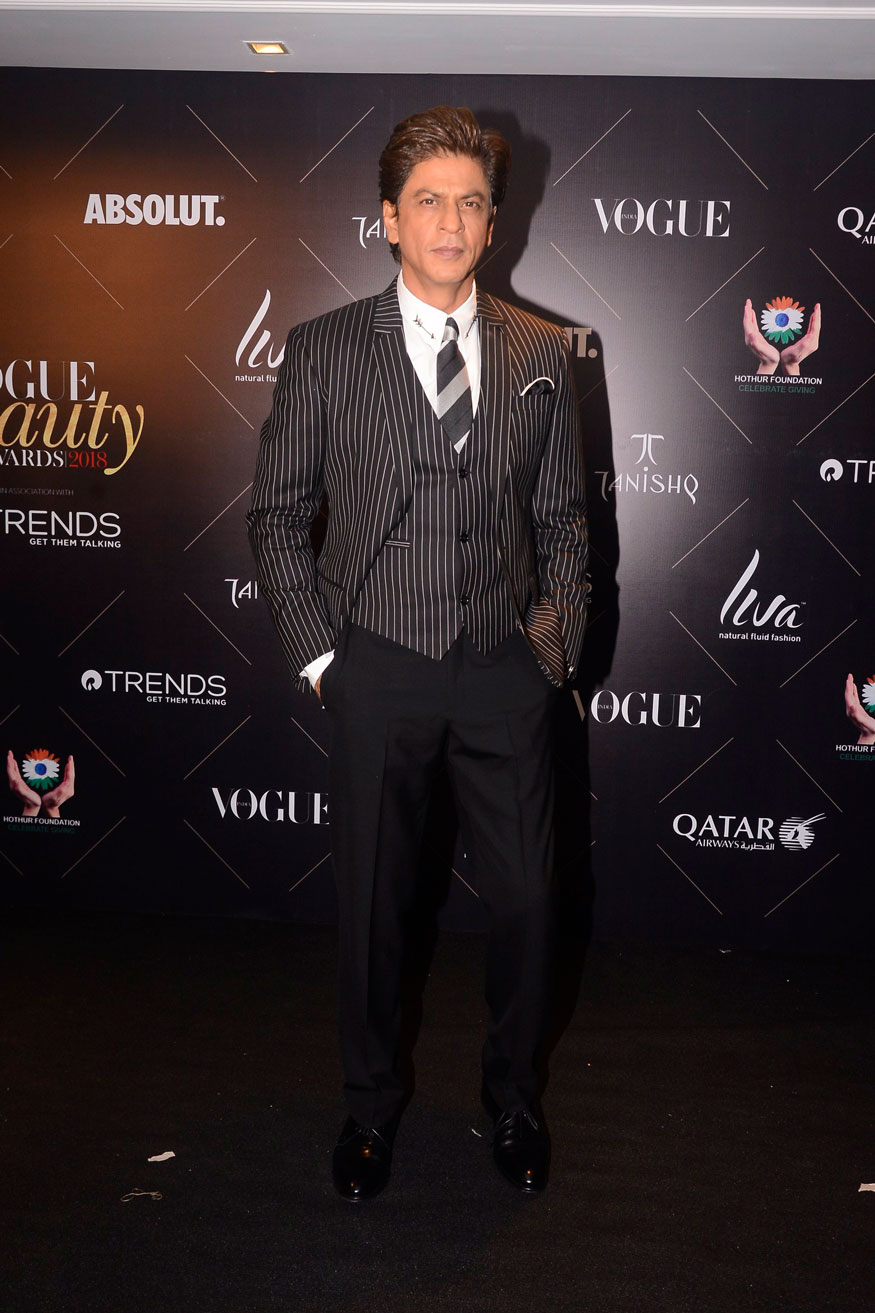 Shah Rukh Khan's 20 Most Stylish Red Carpet Looks - Photogallery