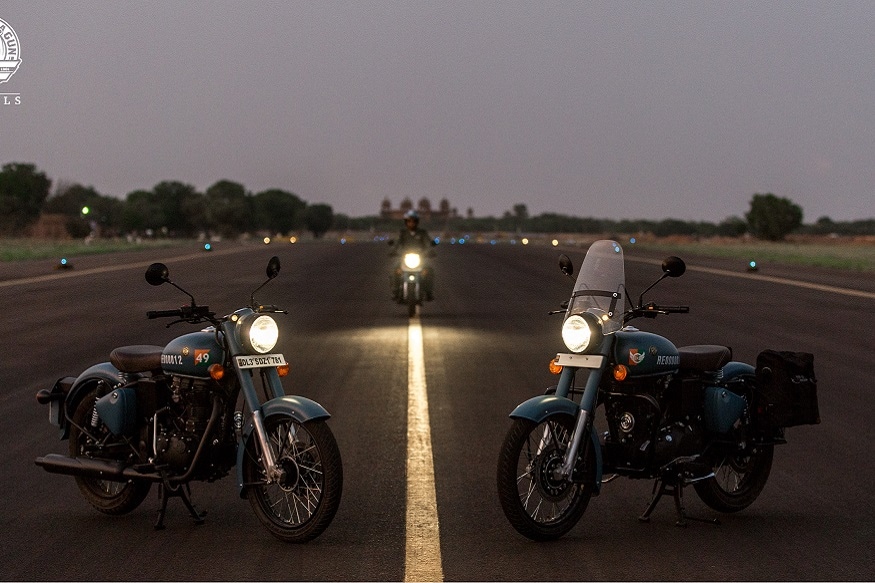 Royal Enfield Classic Signals Pays Homage to Indian Armed Forces - News18