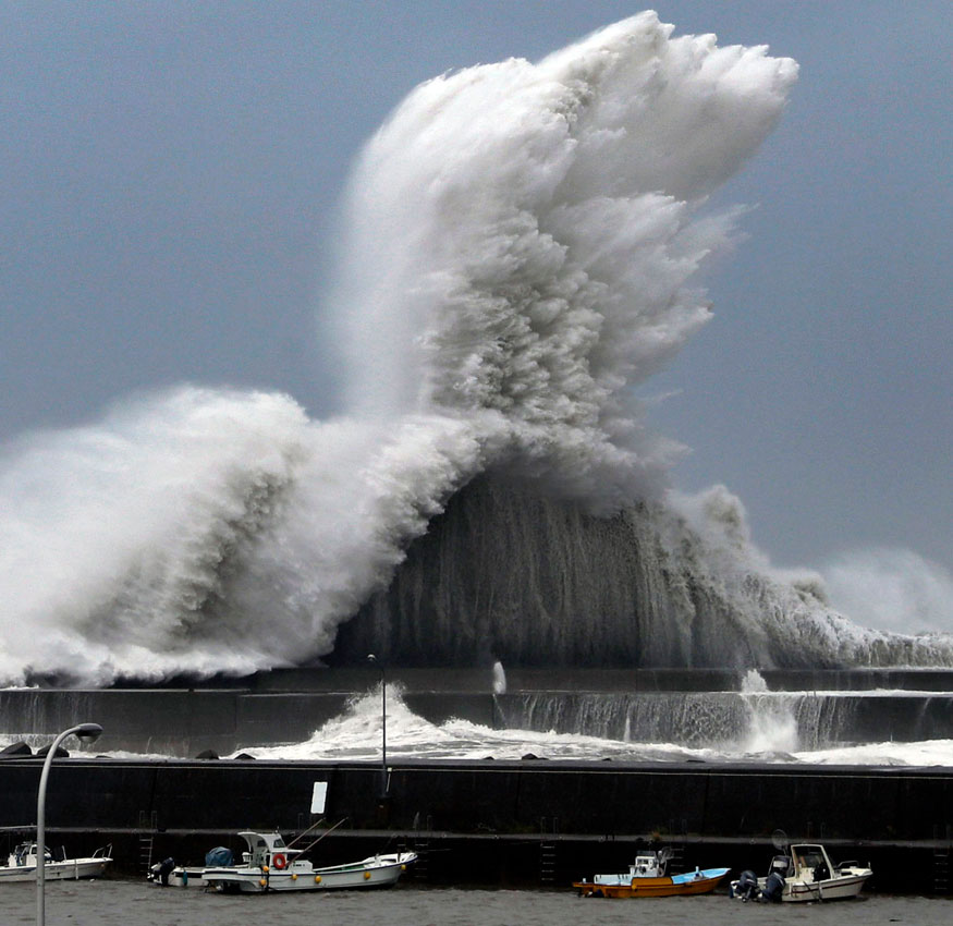 Deadly Typhoon Jebi Hits Japan Strongest Storm in 25 Years Photogallery