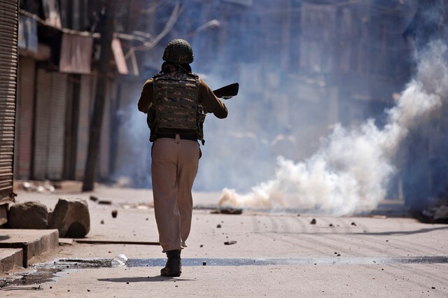An Indian policeman in Srinagar (Representational photo: Reuters)