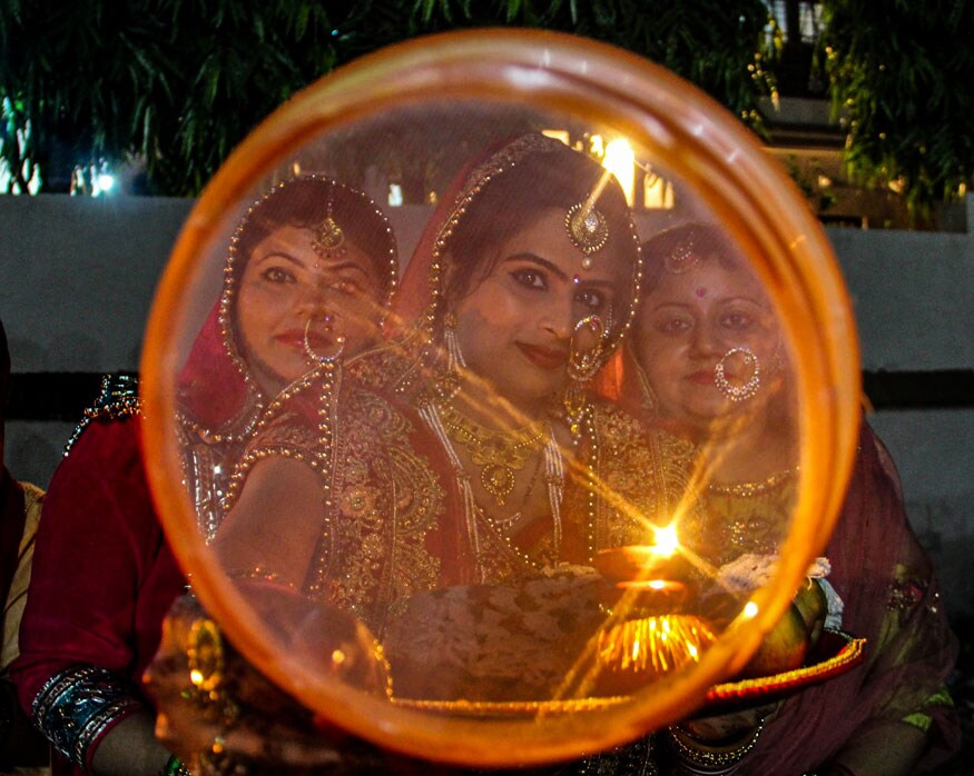 Celebs inspired looks for Karwa Chauth | The Times of India