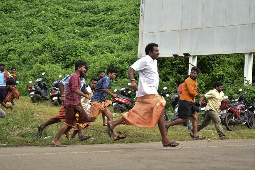 Over 1500 Arrested for Violence Outside Sabarimala Temple to Stop Women Entry
