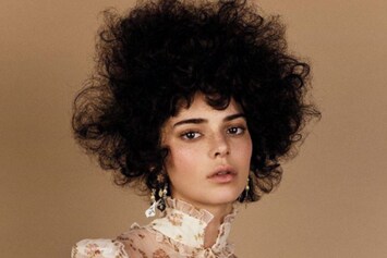 Vogue Comes Under Fire For Kendall Jenner S Afro Hairstyle In Photoshoot