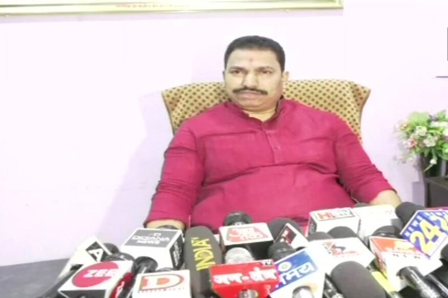 'No Such Restrictions Even in Mughal Era': Ujjain BJP MP Vows to Defy SC Ruling on Firecrackers