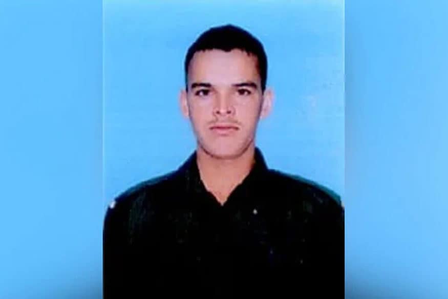 22-year-old Soldier Killed as Protesters Throw Stones at Army Convoy in Kashmir's Anantnag