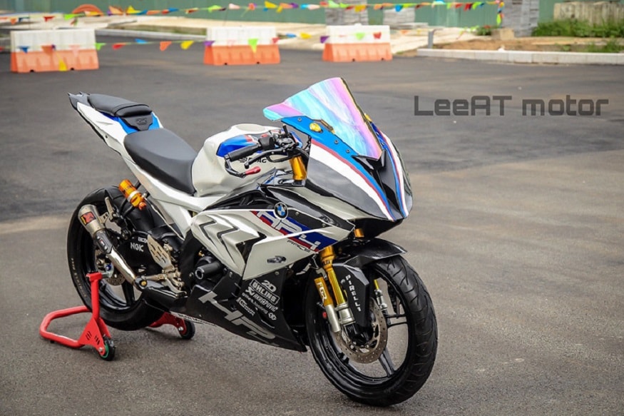 Yamaha YZF-R15 Modified to Look Like BMW S1000RR HP4 Race Limited