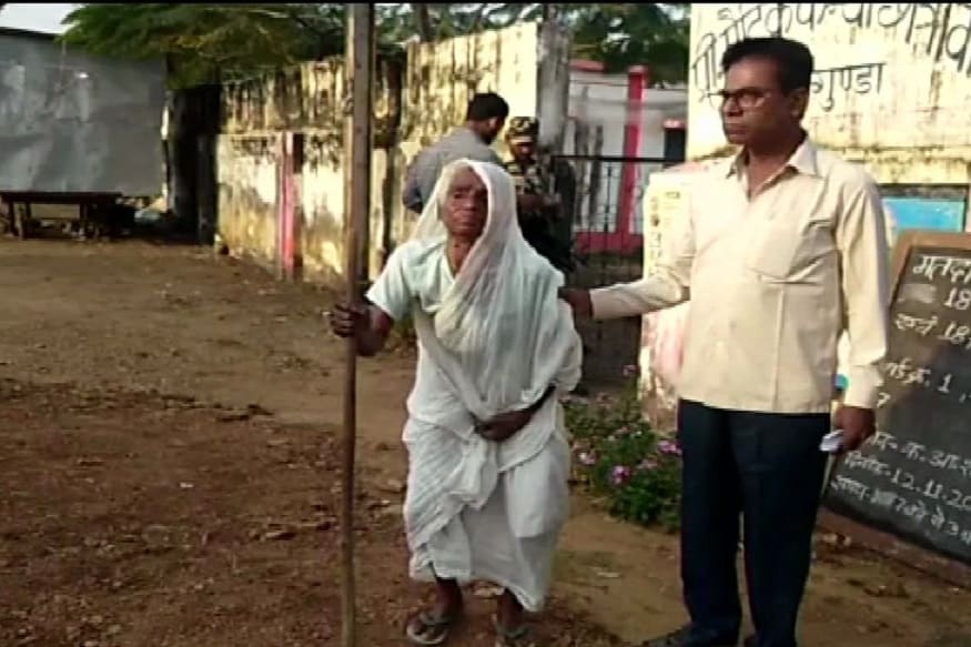 100-year-old Woman Casts Her Vote in First Phase of Chhattisgarh Assembly Elections