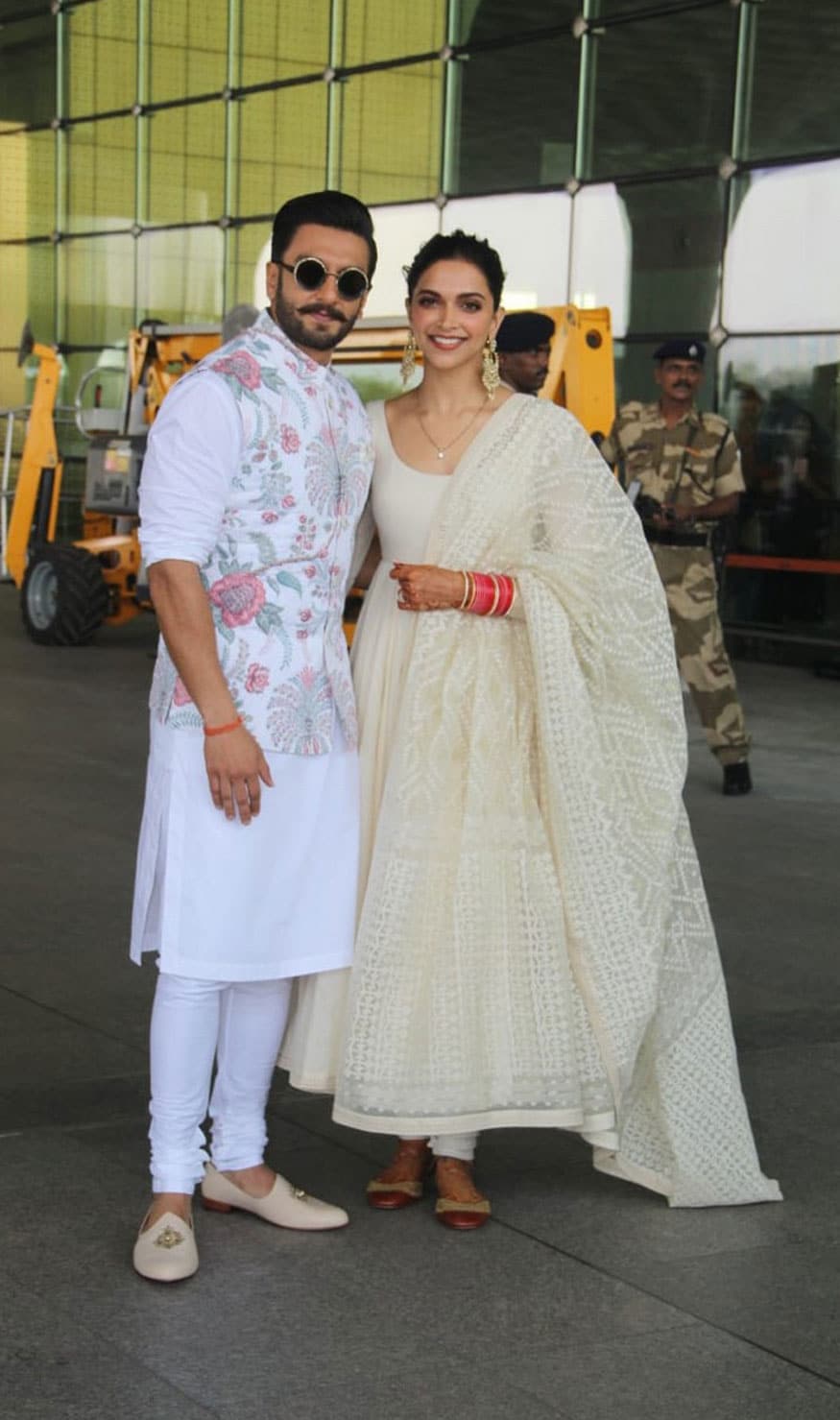 Deepika Padukone, Ranveer Singh Leave for Bengaluru for Wedding Reception,  See Pics - News18