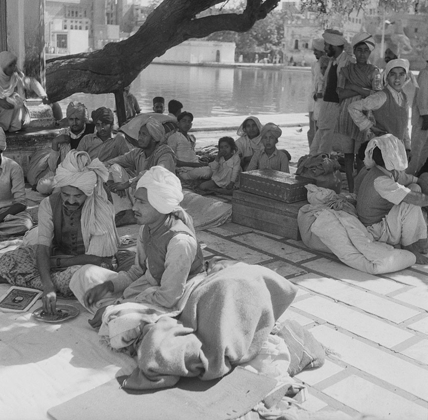 Rare Pictures Show The Horror of Deadliest Riots That Shattered Many Lives