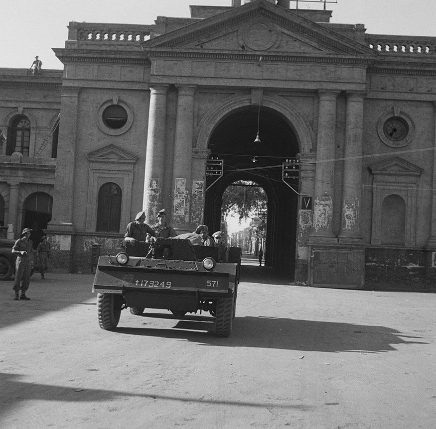 Rare Pictures Show The Horror of Deadliest Riots That Shattered Many ...