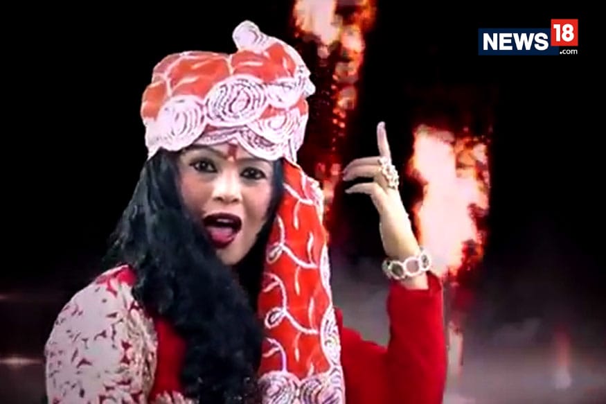 Exploring The World Of Hindutva Pop Where People Dance To Bhajans And Want 'Baba Ka Mandir' In Pakistan Exploring The World Of Hindutva Pop Where People Dance To Bhajans And Want 'Baba Ka Mandir' In Pakistan