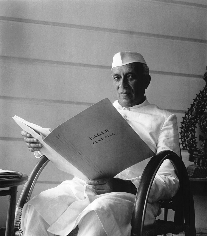 Rare Photos Of First Prime Minister Of India - Pandit Jawaharlal Nehru ...