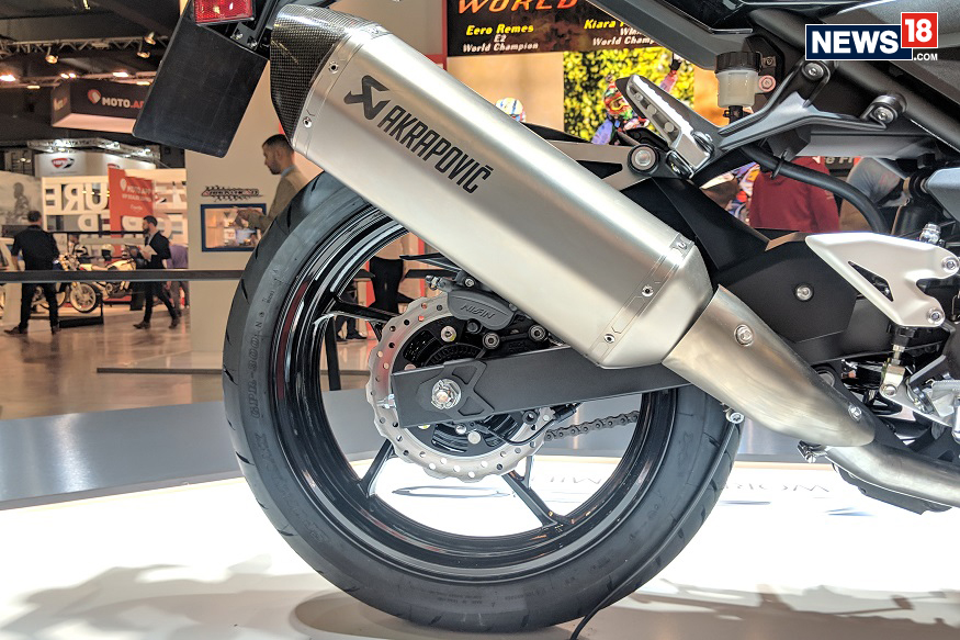 Kawasaki Z400 Streetfighter Detailed Image Gallery EICMA 2018 Photogallery