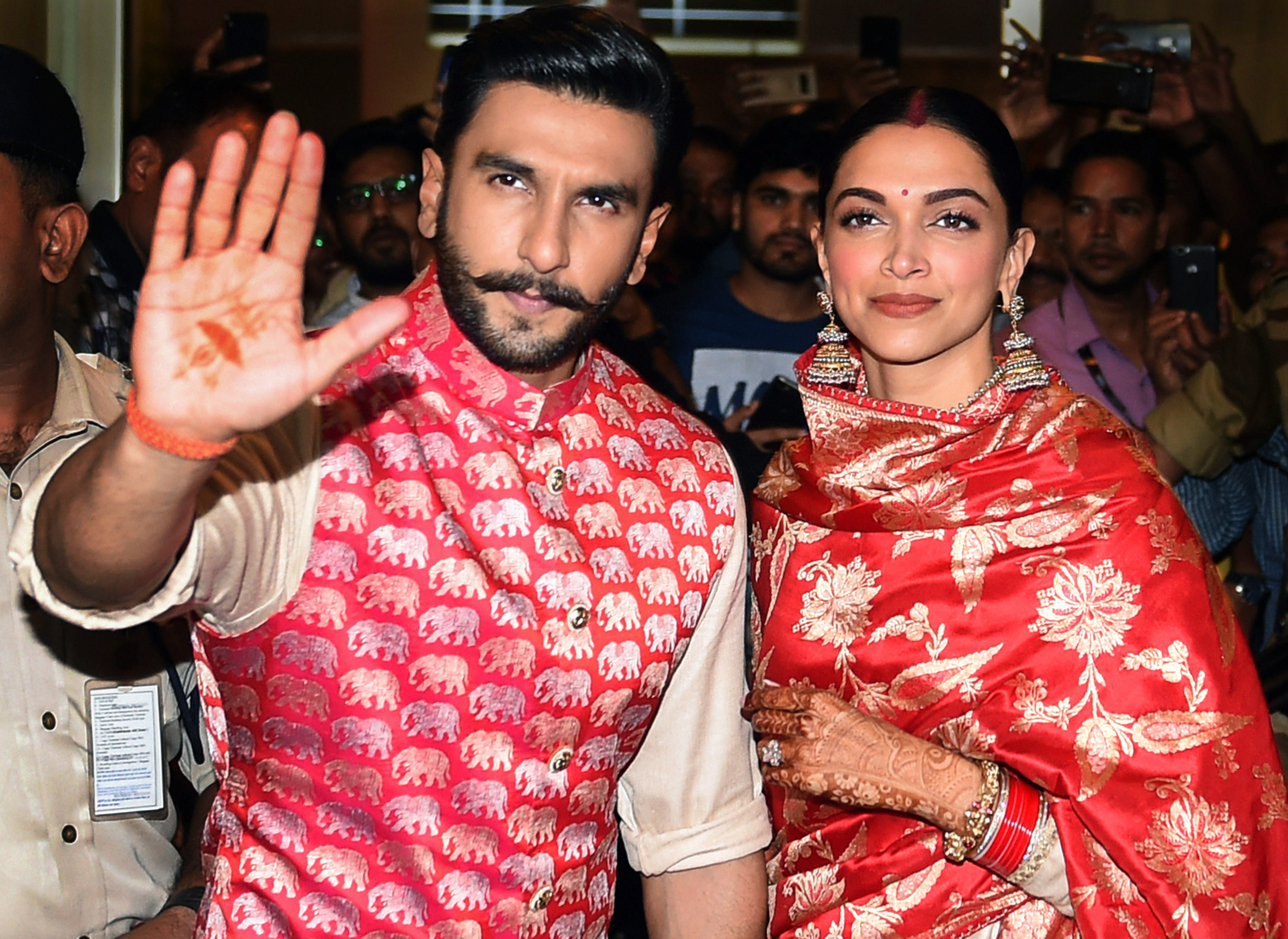 Ranveer Singh Guarding Deepika Padukone From Paparazzi is the Most Adorable...