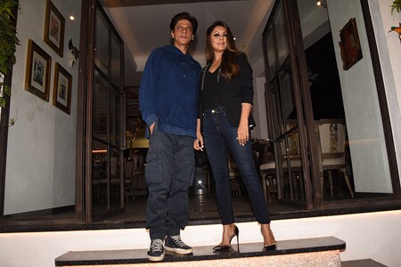 Shah Rukh Khan & Gauri Khan (R)