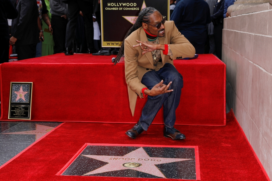 Snoop Dogg Thanks Himself While Receiving his Star on Hollywood Walk of