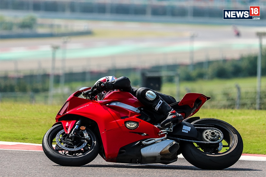 Ducati-SuperSport-Track-Review-6