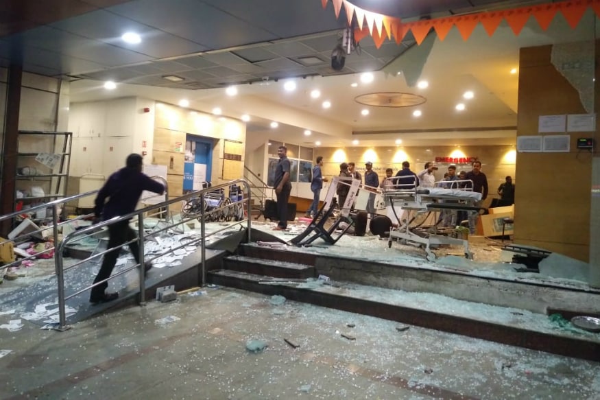 Kin Vandalise Hyderabad Hospital, Beat Up Staff After Patient's Death; Video Goes Viral