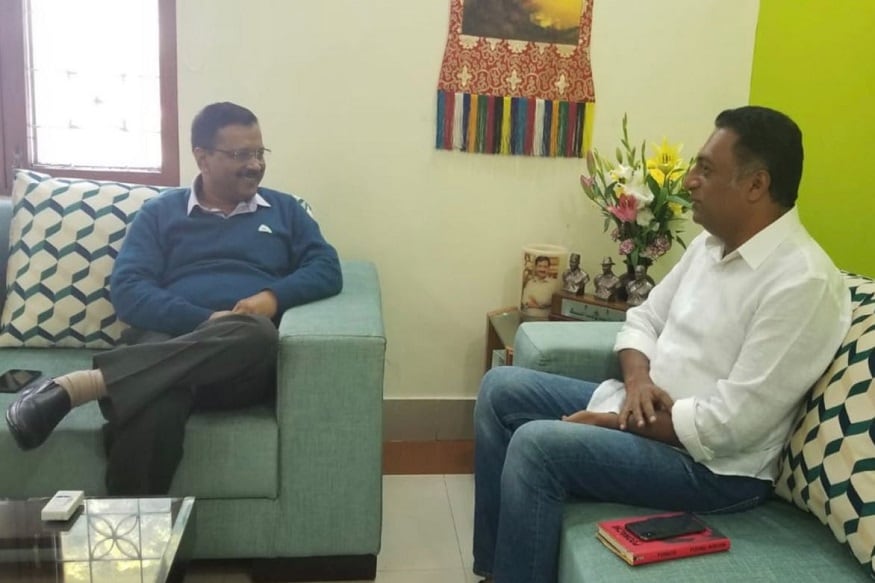 Prakash Raj Meets Arvind Kejriwal After Political Plunge, Backs Rahul Gandhi in Sexism Row