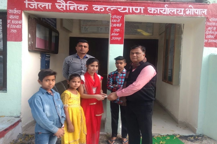 Bhopal's 11-Year-Old Girl Donates Birthday Money to Army Fund in Wake of Pulwama Attack
